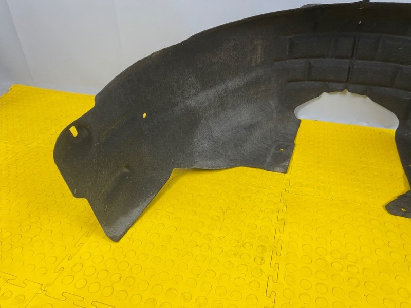 Подкрылок, 2000 рублей, Москва