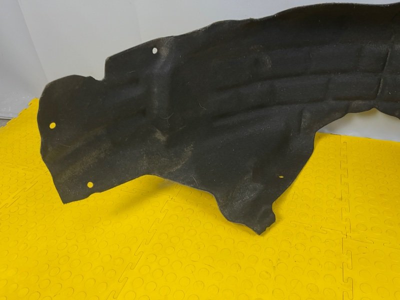 Подкрылок, 2000 рублей, Москва