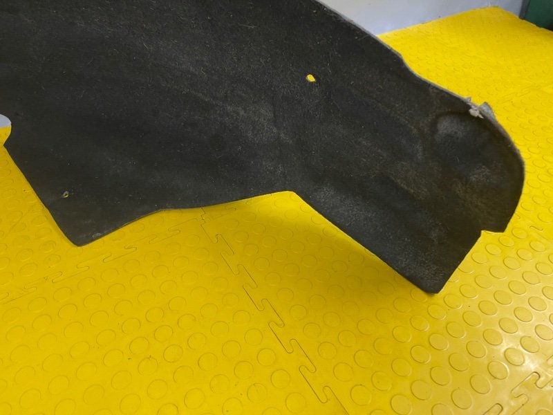 Подкрылок, 2000 рублей, Москва