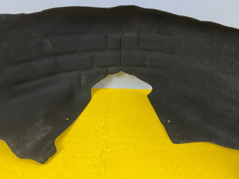 Подкрылок, 2000 рублей, Москва