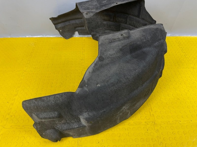 Подкрылок, 2000 рублей, Москва