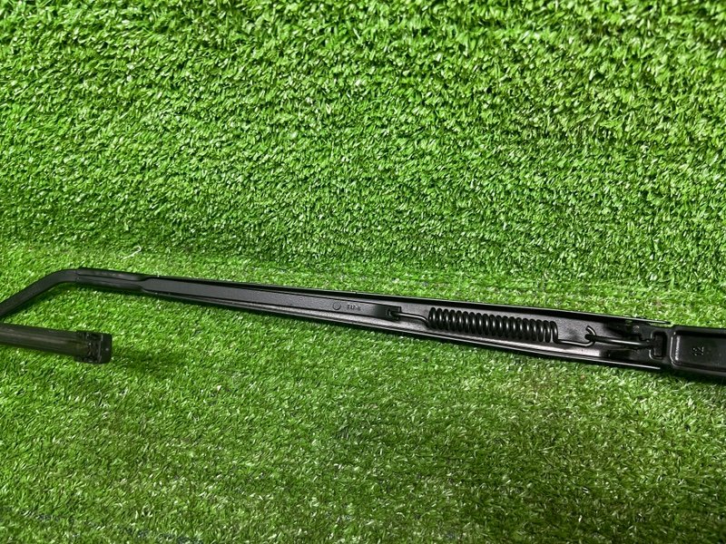 Поводок стеклоочистителя передний, 1500 рублей, Москва