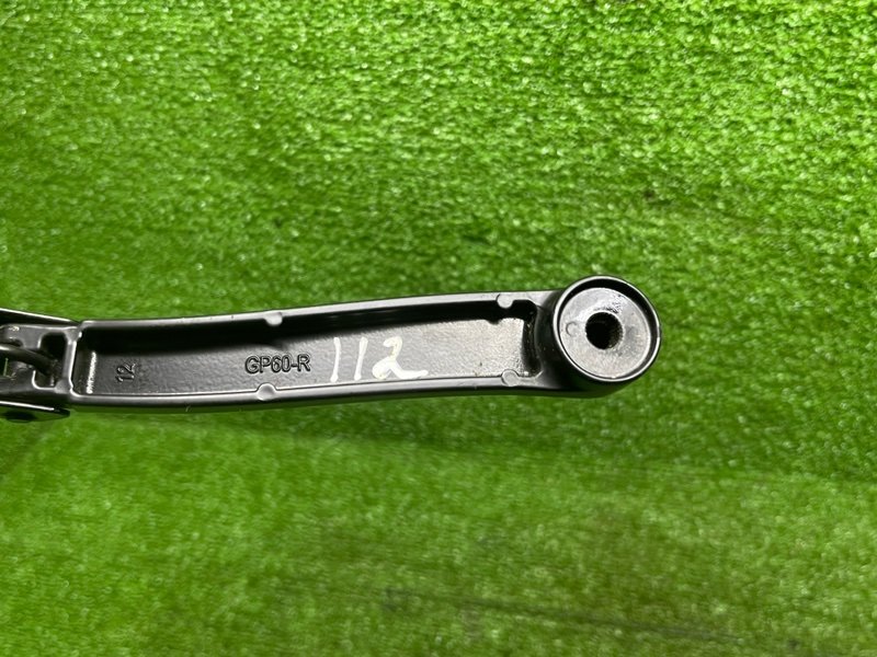 Поводок стеклоочистителя передний, 1500 рублей, Москва