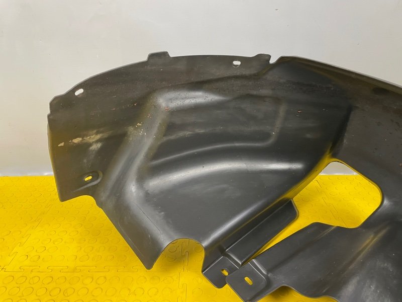 Подкрылок, 1500 рублей, Москва