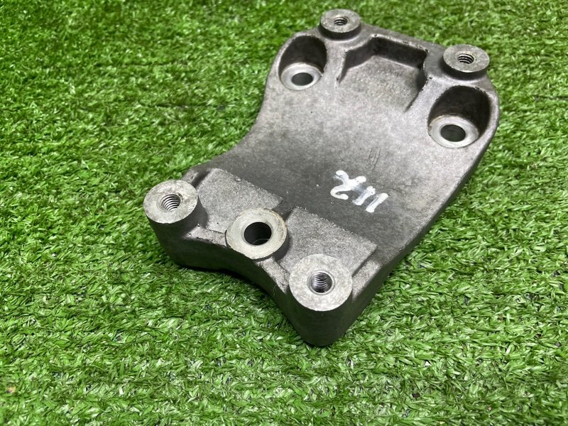 Кронштейн компрессора кондиционера, 1000 рублей, Москва