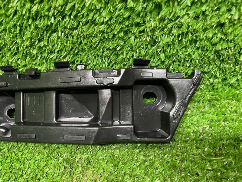 Кронштейн переднего бампера, 1000 рублей, Москва