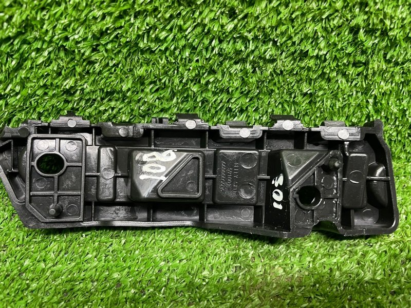 Кронштейн переднего бампера, 1000 рублей, Москва