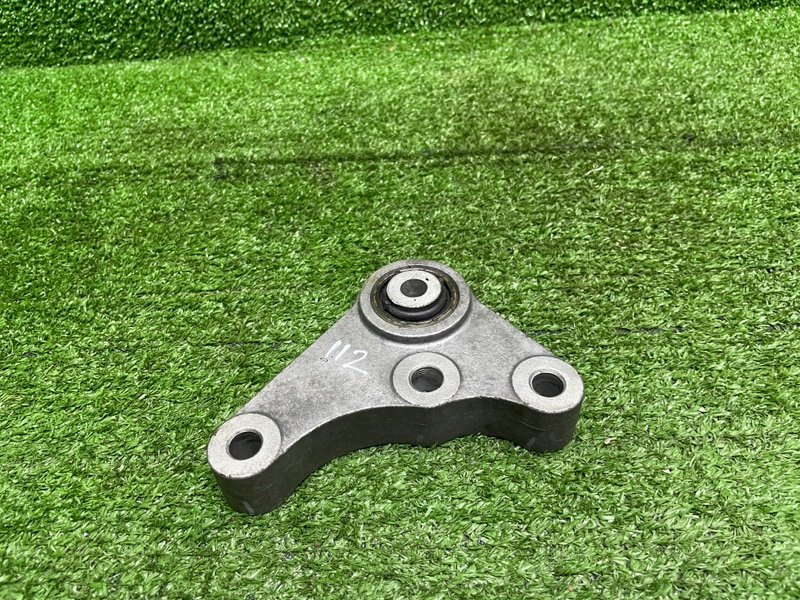 Опора двигателя, 2000 рублей, Москва