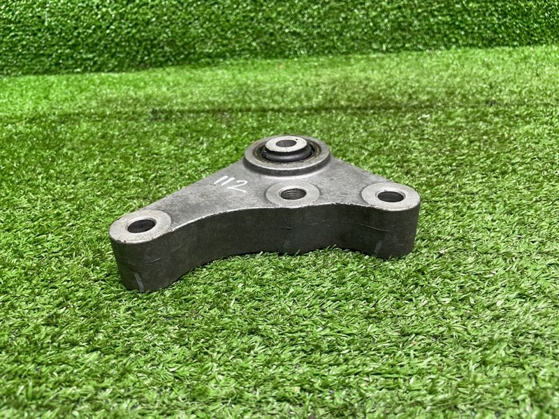 Опора двигателя, 2000 рублей, Москва