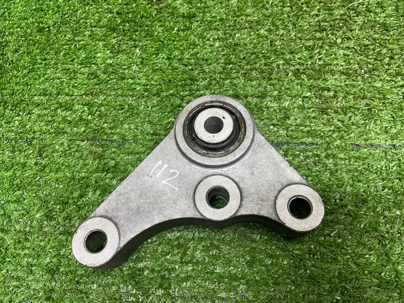 Опора двигателя, 2000 рублей, Москва