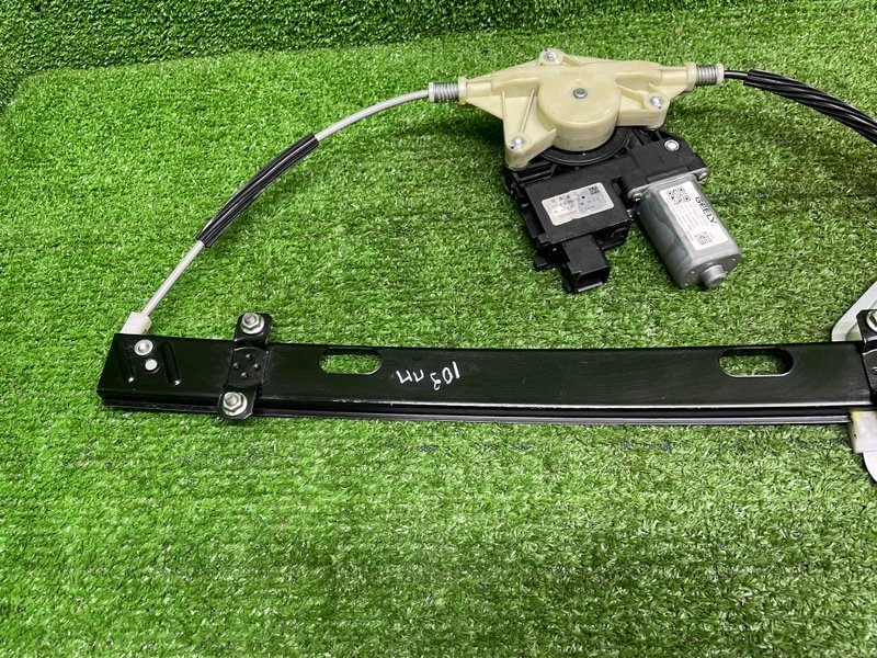 Стеклоподъемник передний, 2550 рублей, Москва