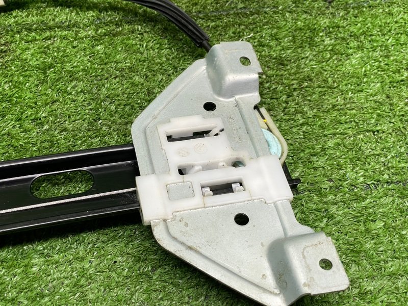 Стеклоподъемник передний, 2000 рублей, Москва