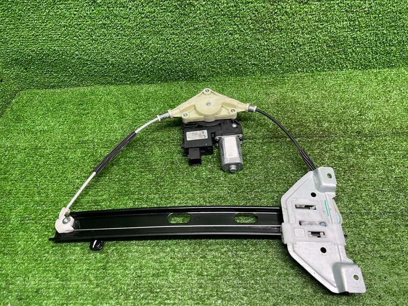 Стеклоподъемник задний, 2500 рублей, Москва