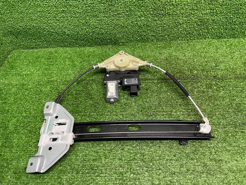 Стеклоподъемник задний, 2600 рублей, Москва