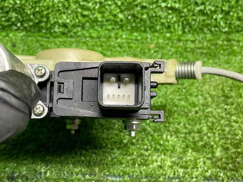 Стеклоподъемник задний, 2600 рублей, Москва