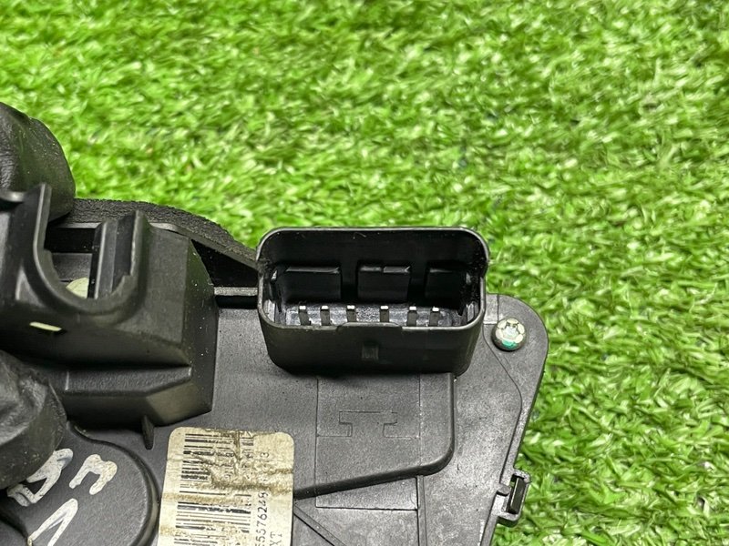 Замок двери передней левой, 2000 рублей, Москва