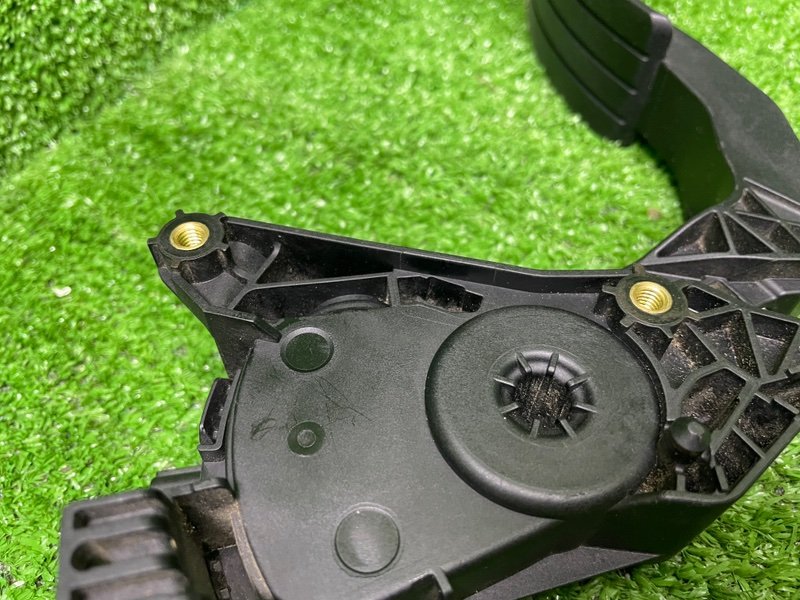 Педаль газа, 1000 рублей, Москва