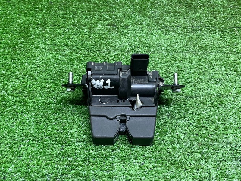 Замок багажника, 2000 рублей, Москва