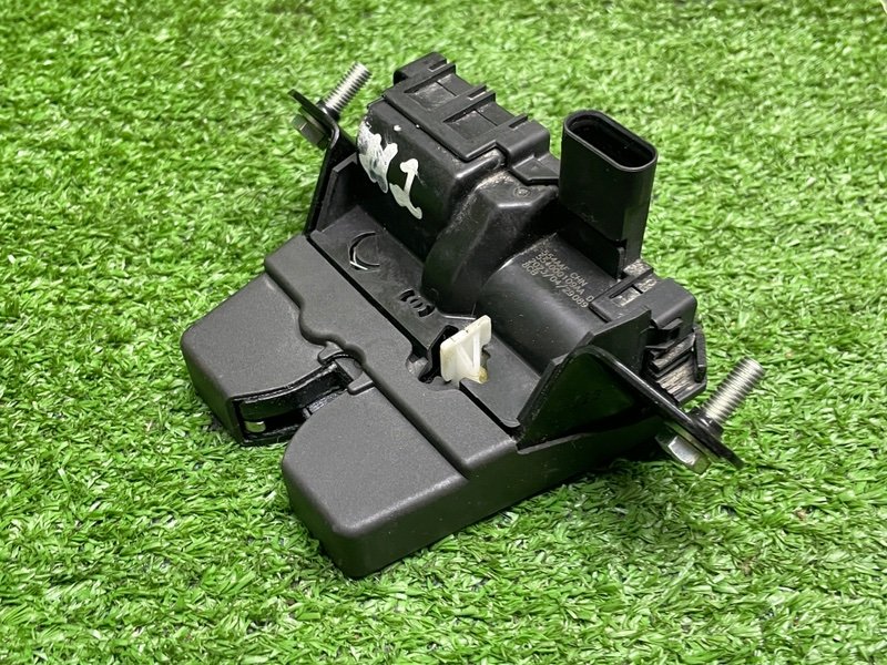 Замок багажника, 2000 рублей, Москва