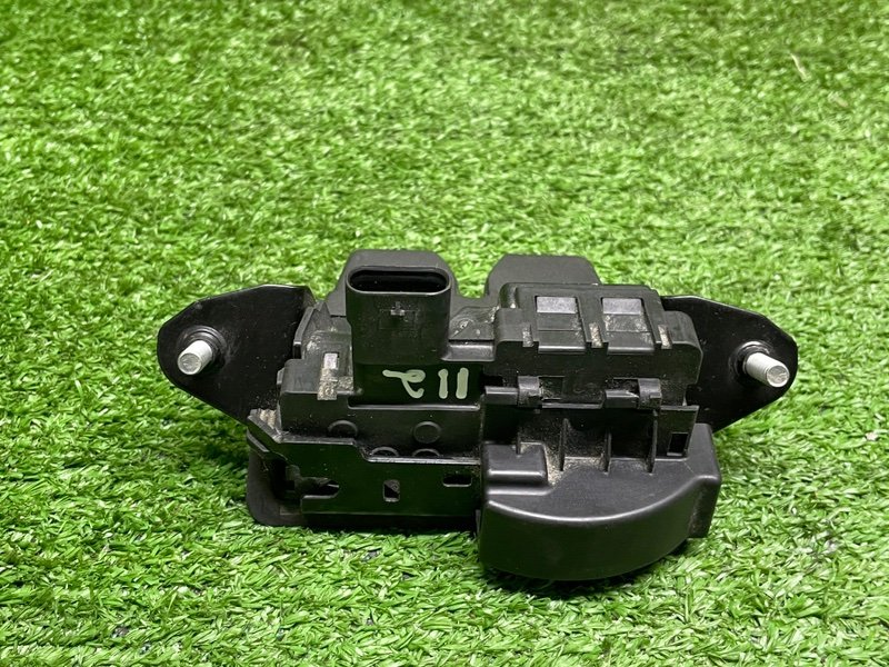 Замок багажника, 2000 рублей, Москва