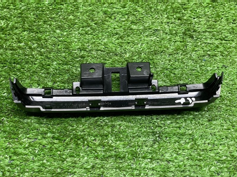 Накладка консоли, 1000 рублей, Москва