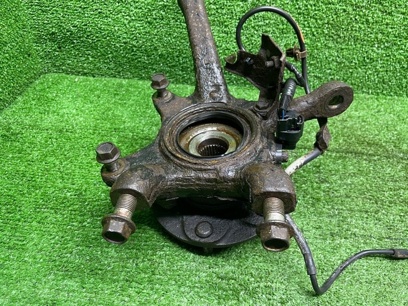 Кулак поворотный, 15000 рублей, Москва