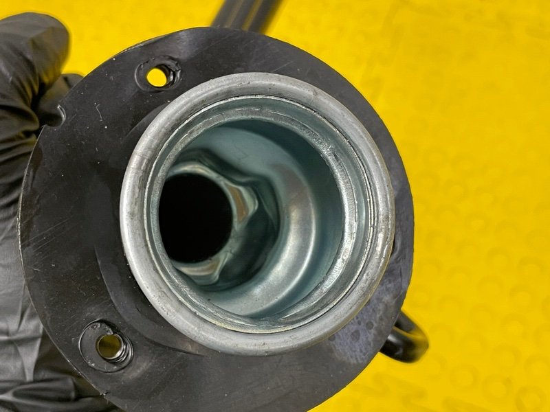 Горловина топливного бака, 2000 рублей, Москва