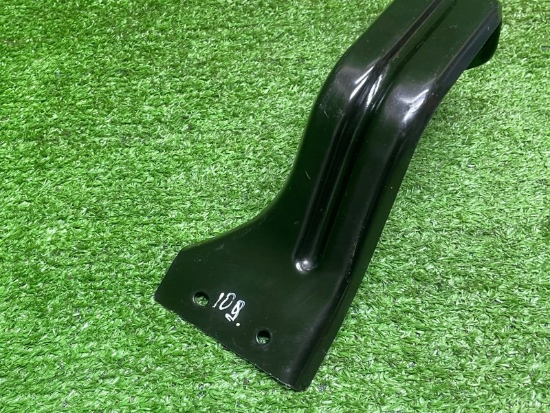 Кронштейн заднего бампера, 550 рублей, Москва