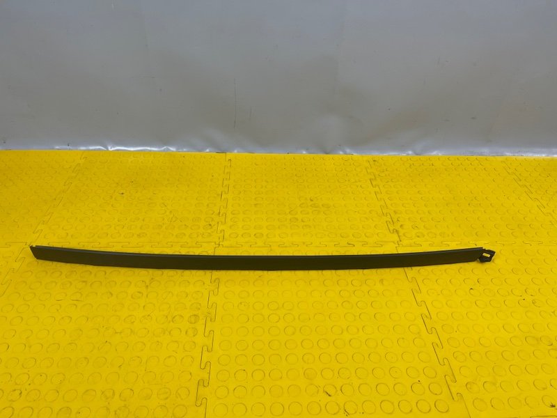 Молдинг лобового стекла, 1800 рублей, Москва