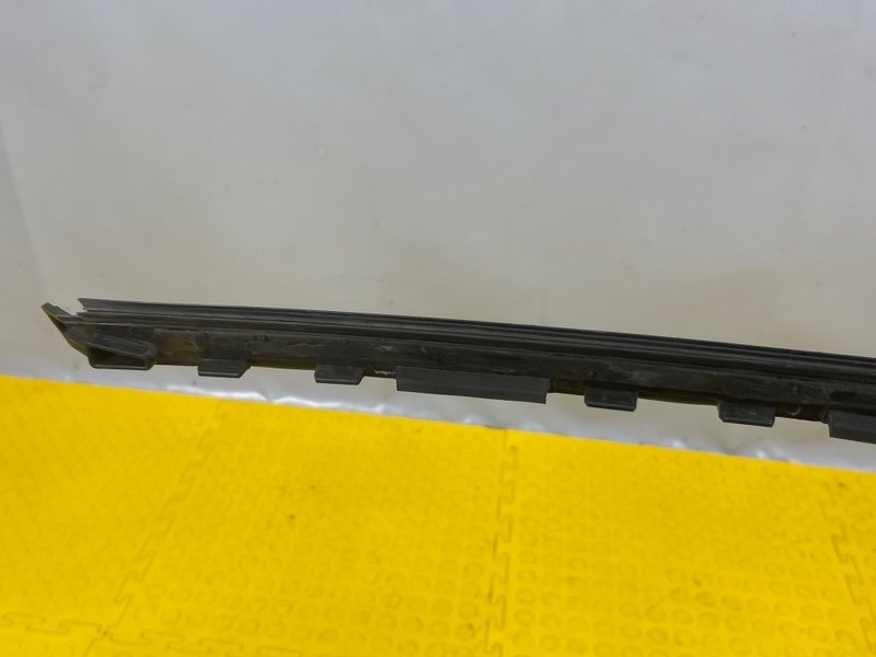 Молдинг лобового стекла, 1800 рублей, Москва