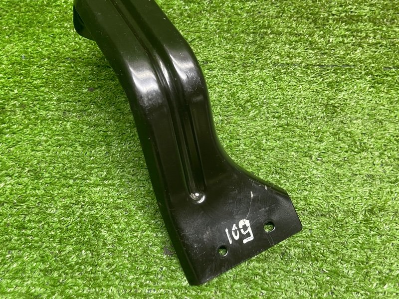 Кронштейн заднего бампера, 550 рублей, Москва