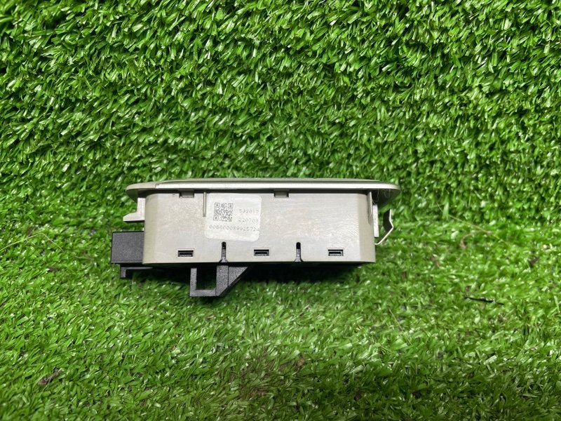 Плафон салонный, 1000 рублей, Москва