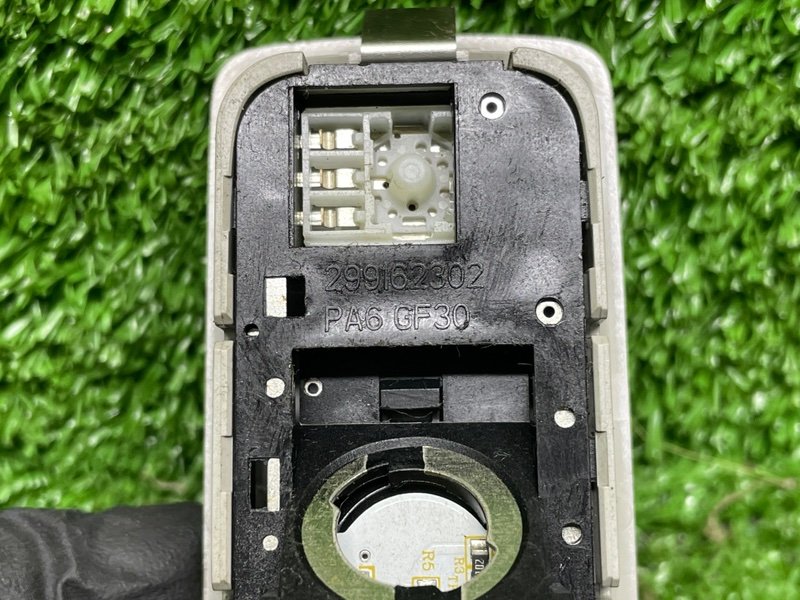 Плафон салонный, 1000 рублей, Москва