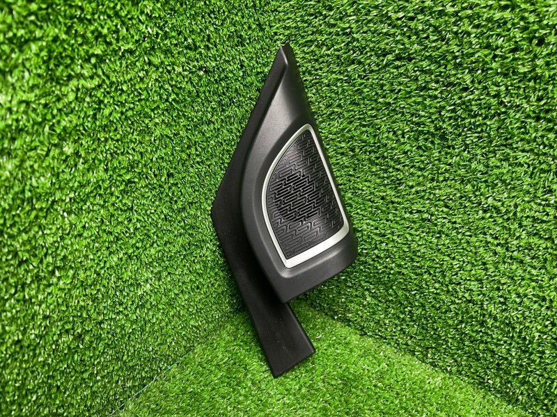 Крышка зеркала, 1000 рублей, Москва