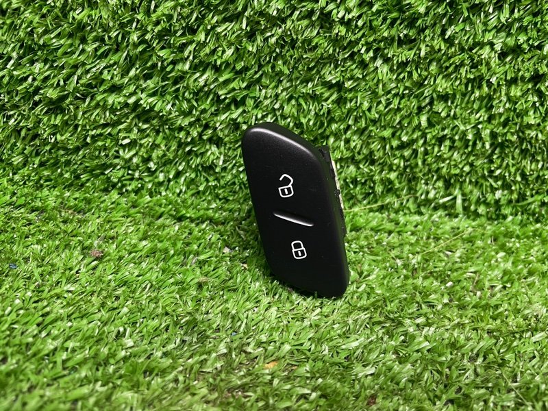 Кнопка центрального замка, 500 рублей, Москва