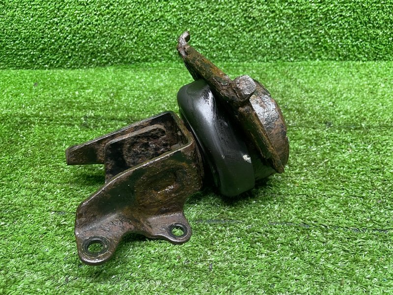 Опора двигателя, 2000 рублей, Москва