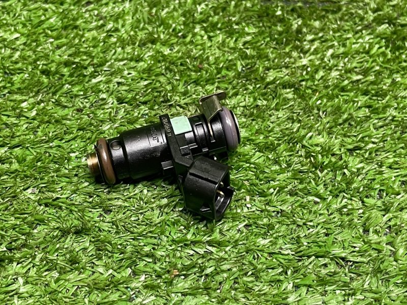 Форсунка топливная, 1000 рублей, Москва