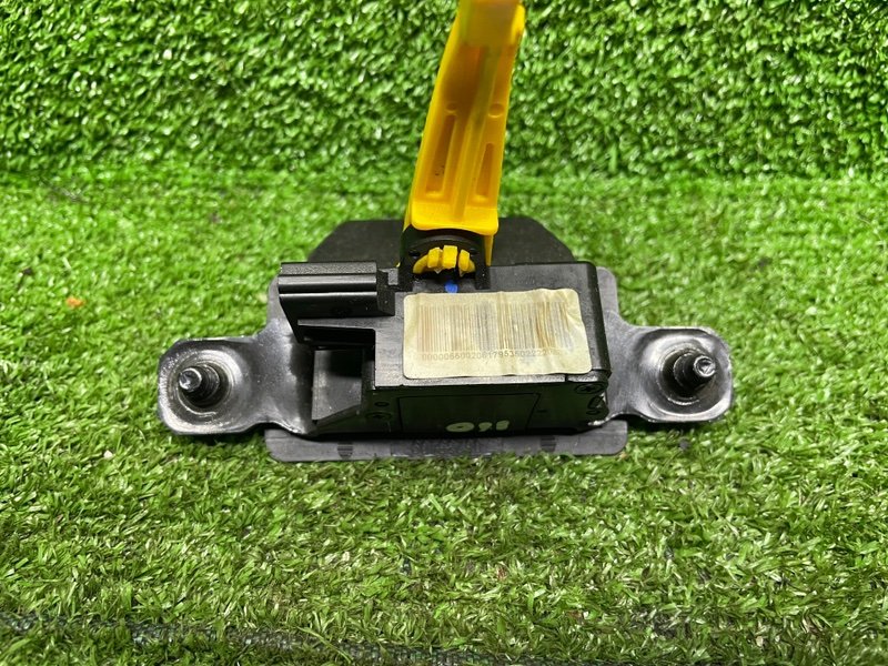 Замок багажника, 2100 рублей, Москва