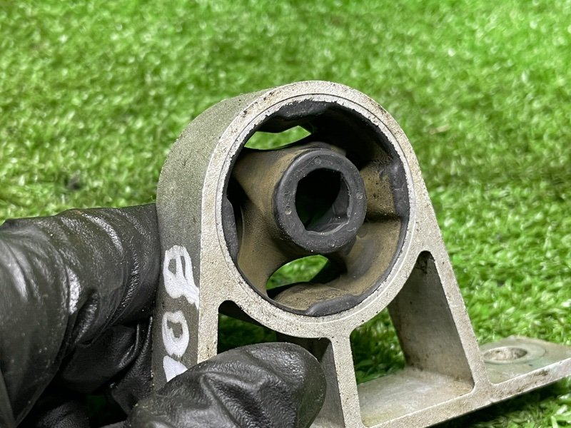 Кронштейн глушителя, 1000 рублей, Москва