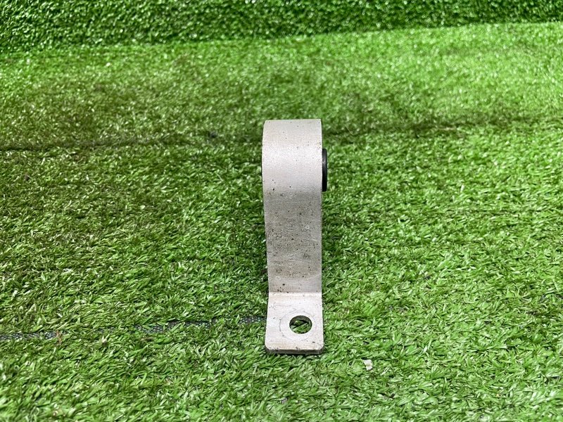 Кронштейн глушителя, 1000 рублей, Москва