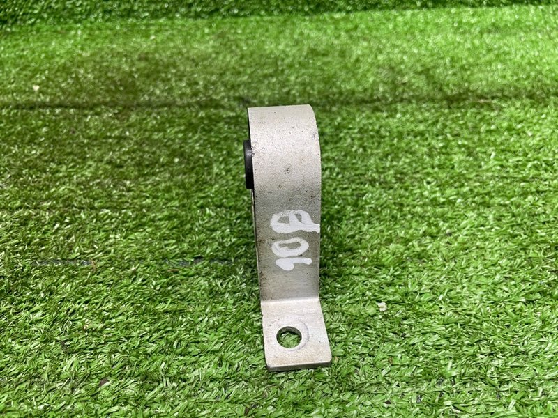 Кронштейн глушителя, 1000 рублей, Москва