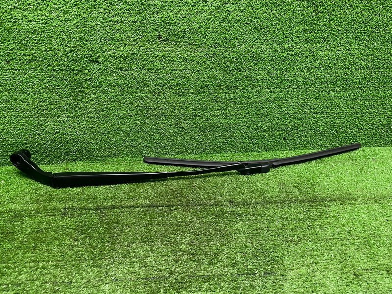 Поводок стеклоочистителя передний, 3000 рублей, Москва