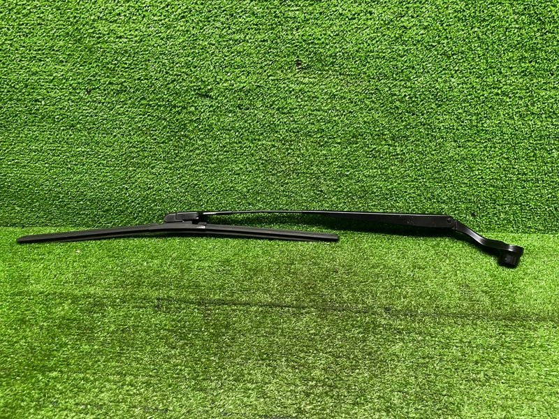 Поводок стеклоочистителя передний, 3000 рублей, Москва