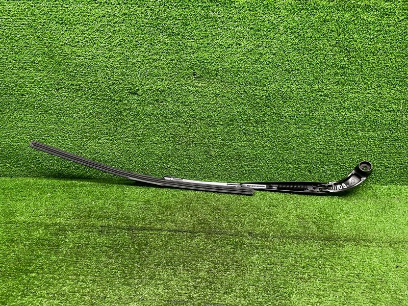 Поводок стеклоочистителя передний, 3000 рублей, Москва