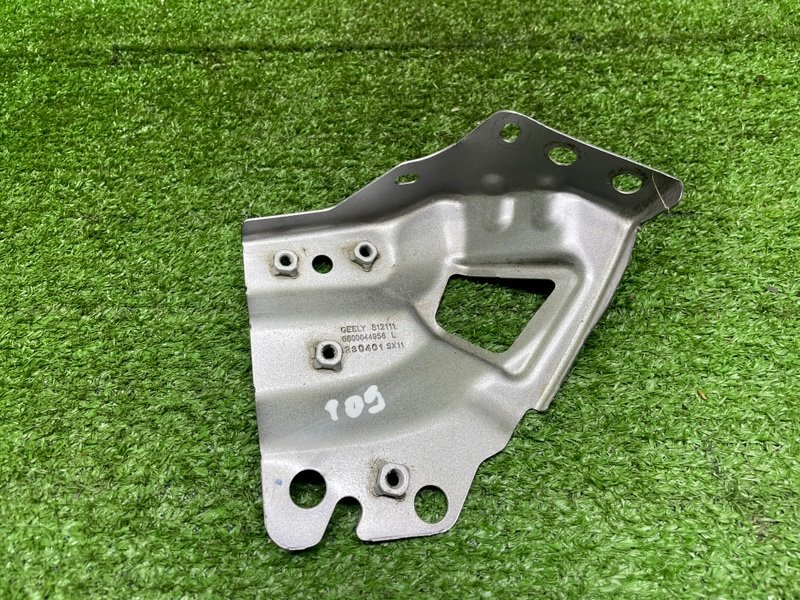 Кронштейн крыла, 3500 рублей, Москва