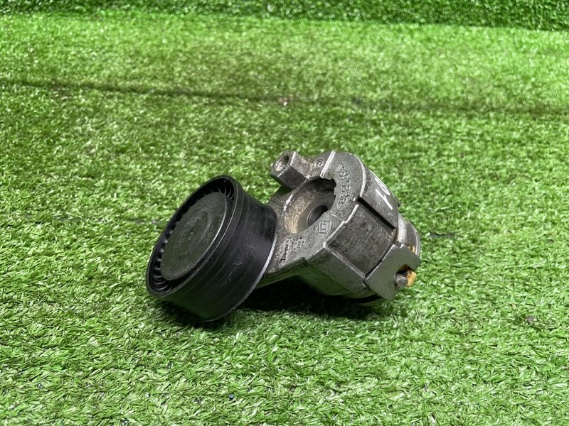 Ролик-натяжитель, 500 рублей, Москва