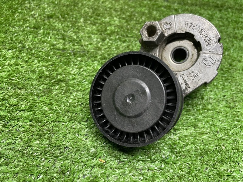 Ролик-натяжитель, 500 рублей, Москва