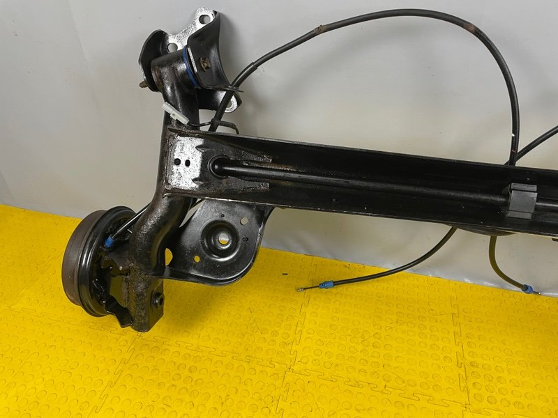 Балка задняя, 27000 рублей, Москва