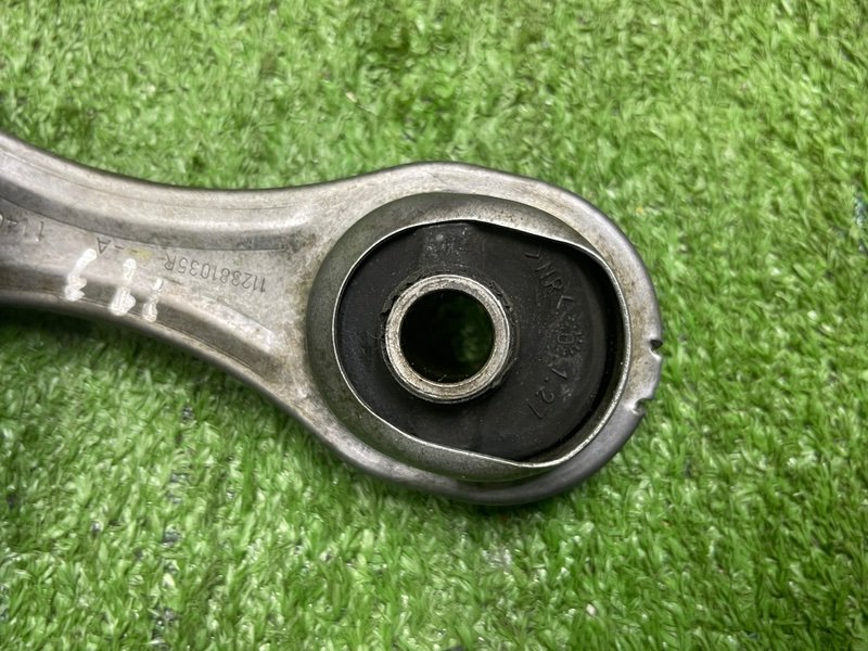 Опора КПП, 1000 рублей, Москва