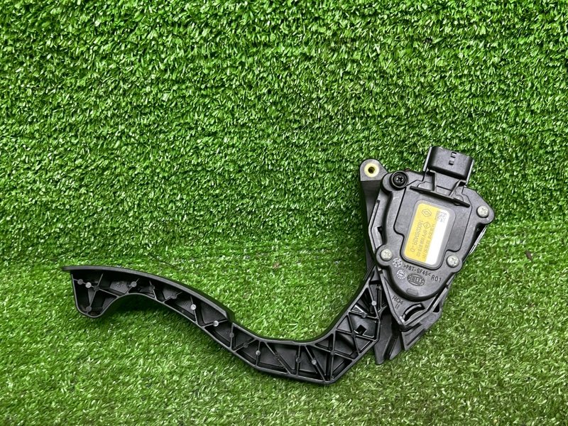 Педаль газа, 1500 рублей, Москва